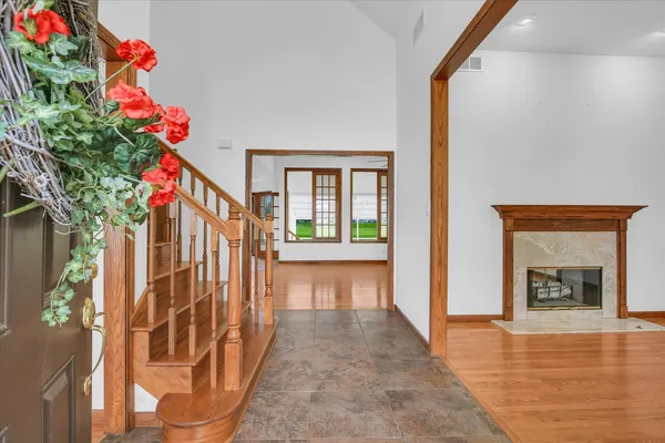 $550,000 | 3005 East Stone Creek Boulevard, Urbana, IL 61802