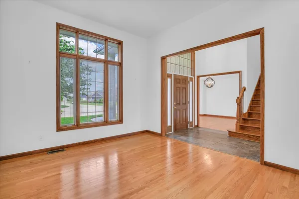 $550,000 | 3005 East Stone Creek Boulevard, Urbana, IL 61802