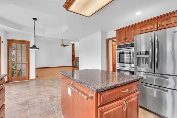 $550,000 | 3005 East Stone Creek Boulevard, Urbana, IL 61802