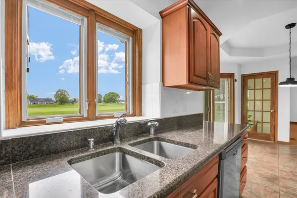 $550,000 | 3005 East Stone Creek Boulevard, Urbana, IL 61802