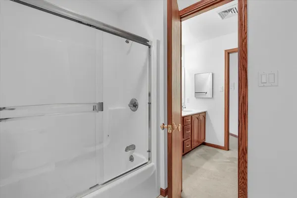 $550,000 | 3005 East Stone Creek Boulevard, Urbana, IL 61802