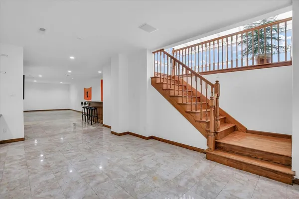 $550,000 | 3005 East Stone Creek Boulevard, Urbana, IL 61802
