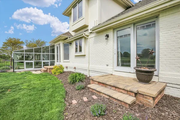 $550,000 | 3005 East Stone Creek Boulevard, Urbana, IL 61802