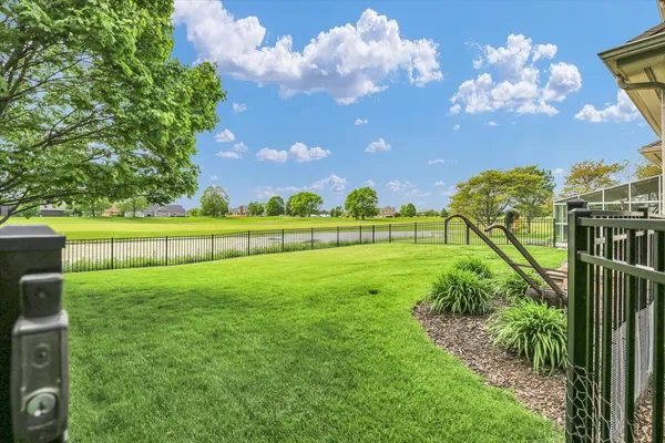 $550,000 | 3005 East Stone Creek Boulevard, Urbana, IL 61802