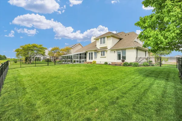 $550,000 | 3005 East Stone Creek Boulevard, Urbana, IL 61802