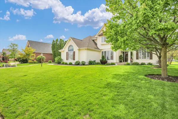 $550,000 | 3005 East Stone Creek Boulevard, Urbana, IL 61802