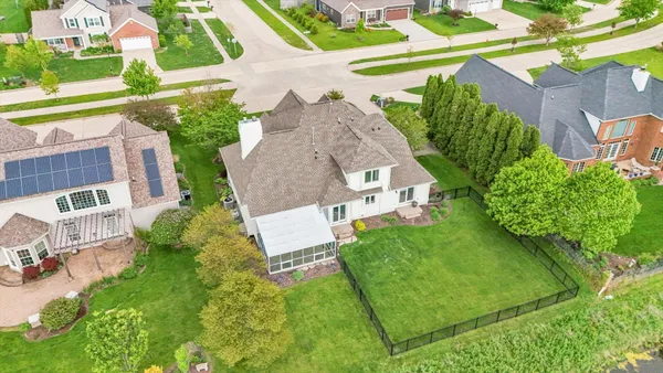 $550,000 | 3005 East Stone Creek Boulevard, Urbana, IL 61802