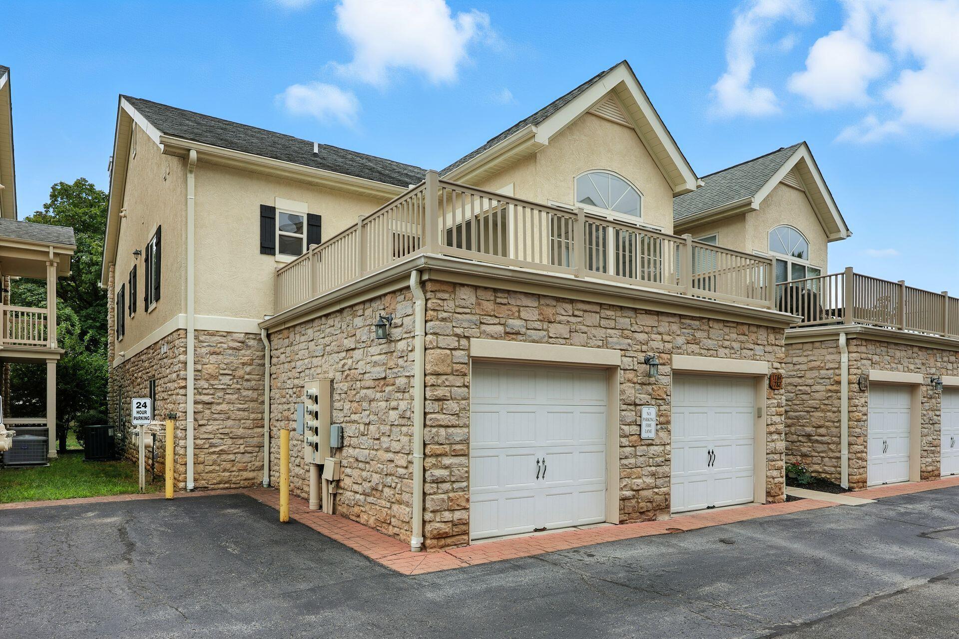 1784 Ridgecliff Road Upper Arlington, OH 43221 - Photo 38 of 40 036_e59-68757f8e9847_DI6A6127