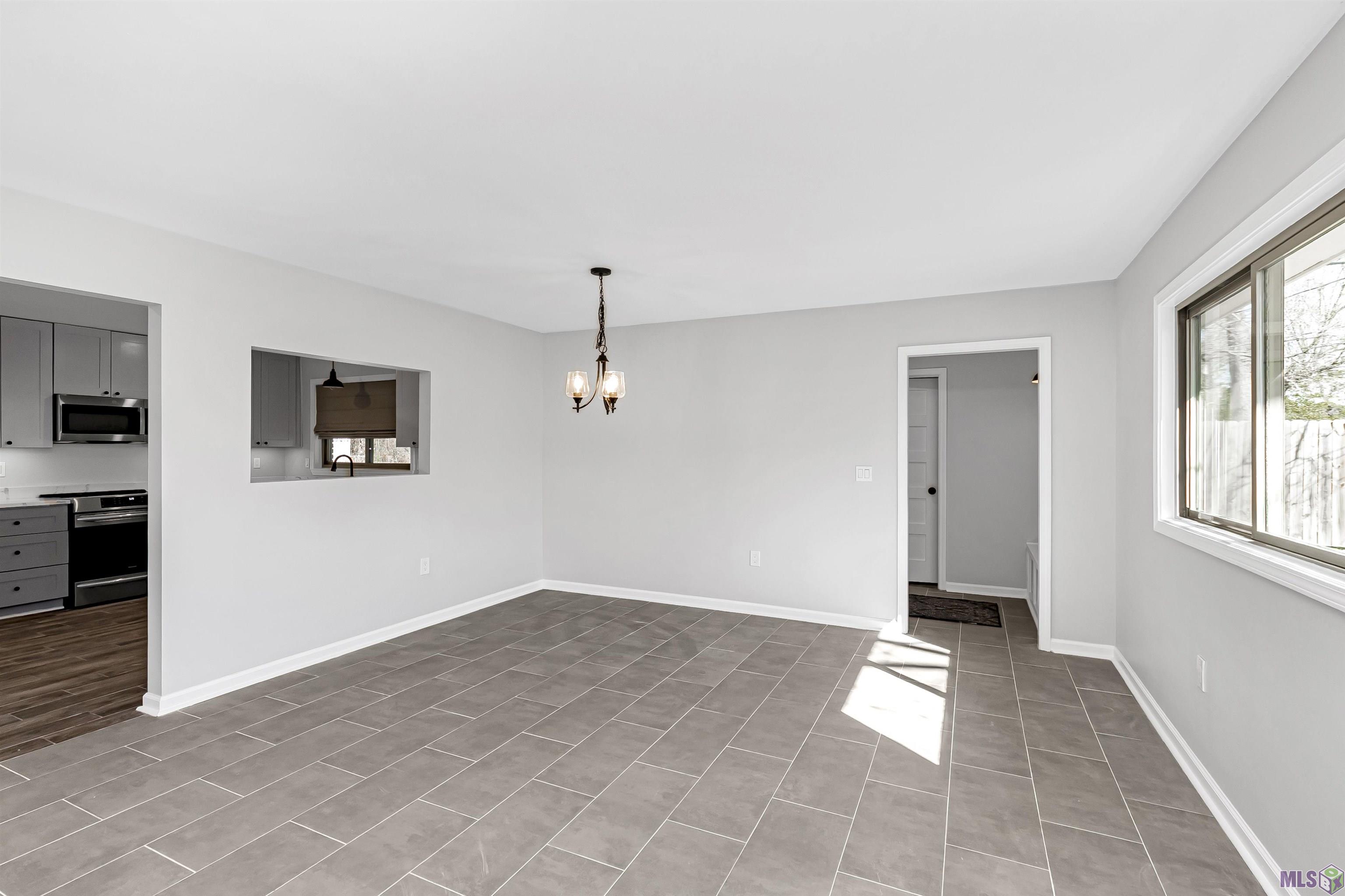 8320 Rainbow Drive Baton Rouge, LA 70809 - Photo 7 of 25 Gallery Image 7