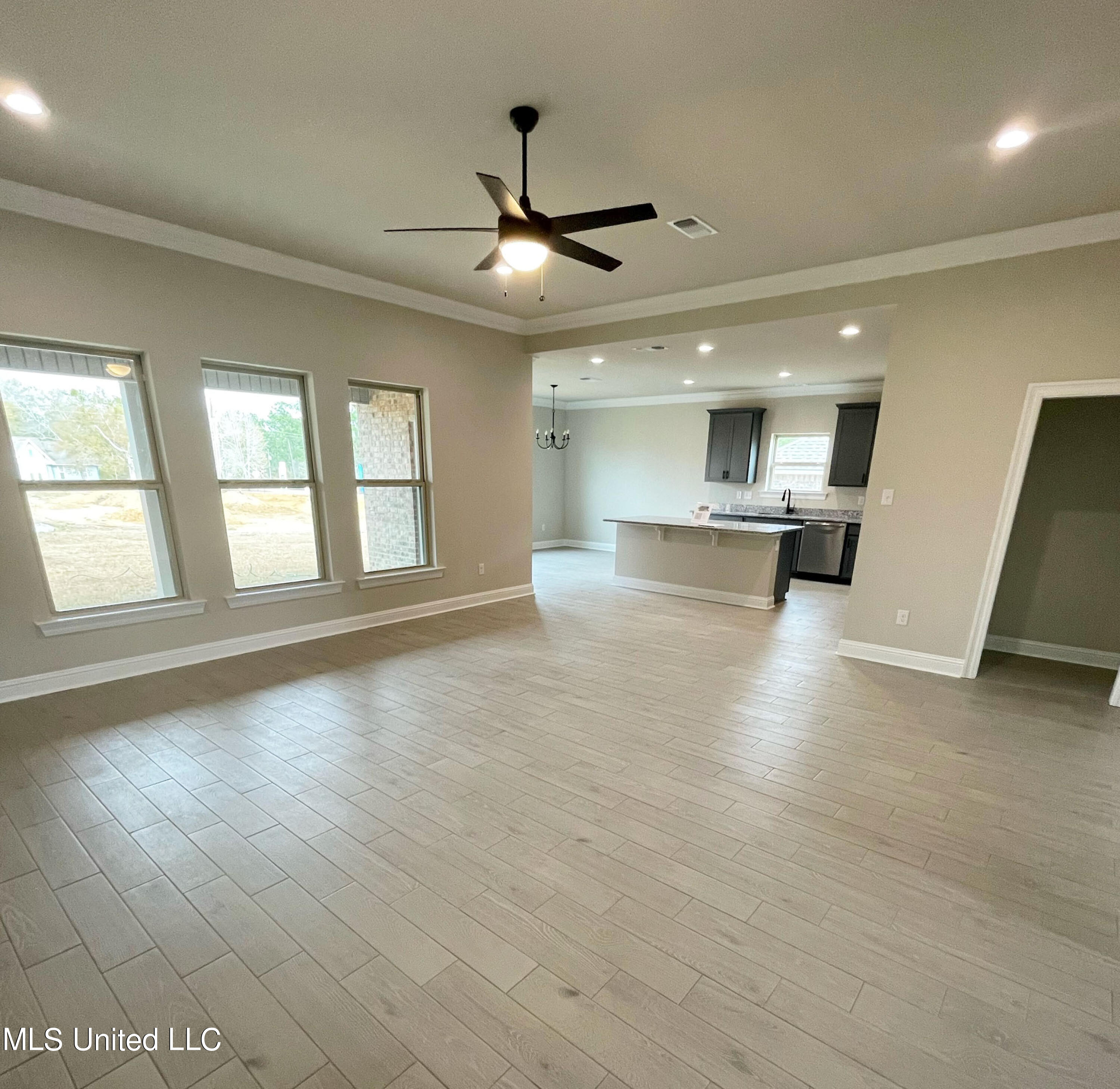 15510 Soaring Loop Gulfport, MS 39503 - Photo 3 of 4 2 copy