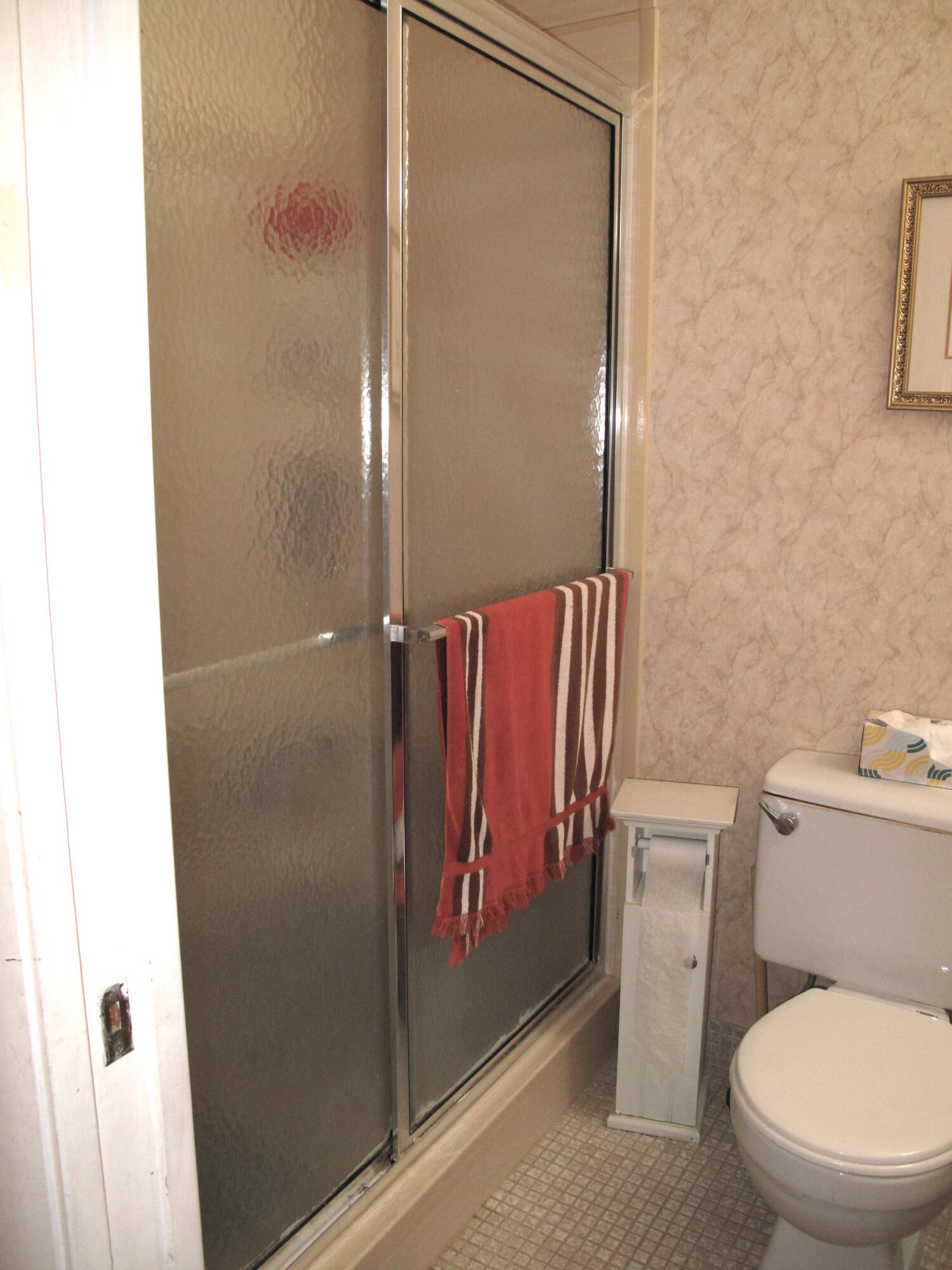 1295 High Point Place North, Unit A Delray Beach, FL 33445 - Photo 13 of 42 Guest Bathroom (2)