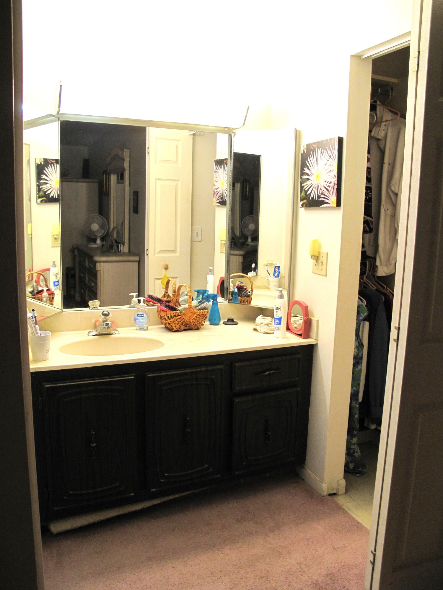 1295 High Point Place North, Unit A Delray Beach, FL 33445 - Photo 18 of 42 Master bathroom with shower tub combo (1