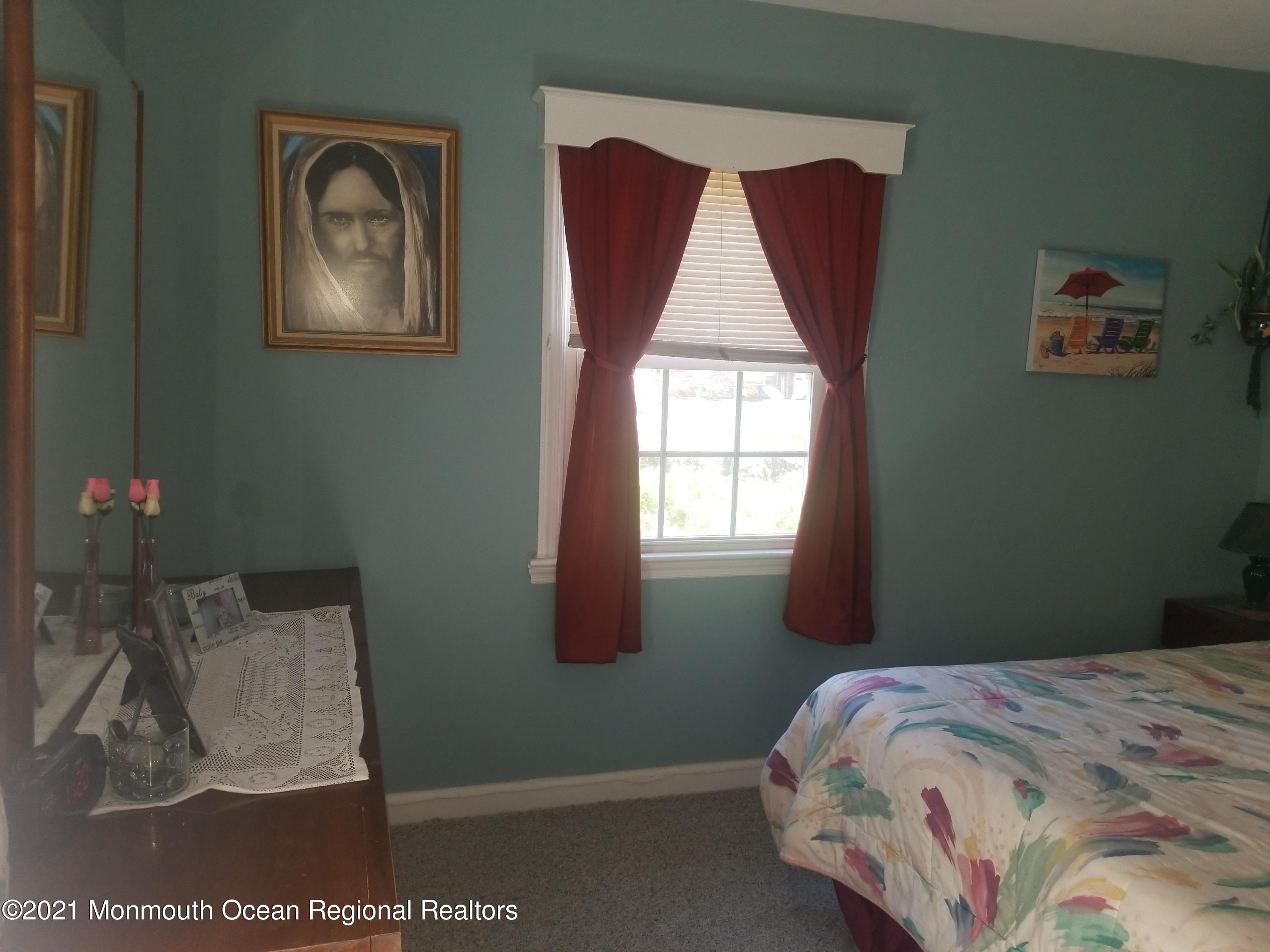 121 Ravine Drive Matawan, NJ 07747 - Photo 6 of 32 20210408_112017