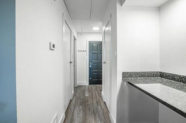 $185,000 | 300 Poker Chip, Unit 11, Horseshoe Bay, TX 78657