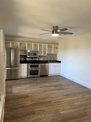 $185,000 | 300 Poker Chip, Unit 11, Horseshoe Bay, TX 78657