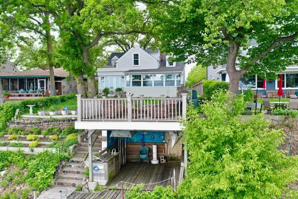 $699,900 | 271 Lake Avenue North, Spicer, MN 56288