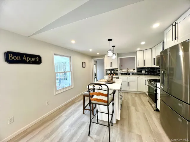 $549,000 | 17 Dunthorne Drive, Bloomingburg, NY 12721