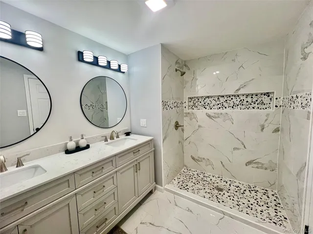 $549,000 | 17 Dunthorne Drive, Bloomingburg, NY 12721