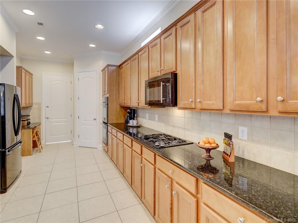 875 Treasure Court Fort Mill, SC 29708 - Photo 14 of 40 Gallery Image 14