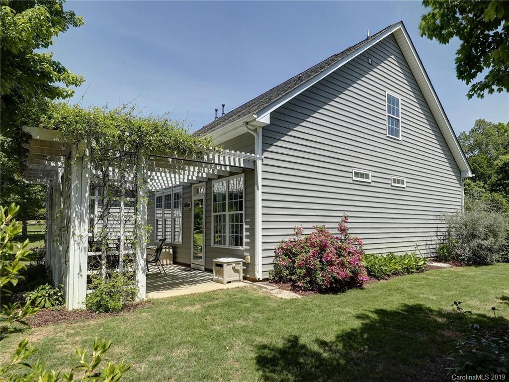 875 Treasure Court Fort Mill, SC 29708 - Photo 5 of 40 Gallery Image 5