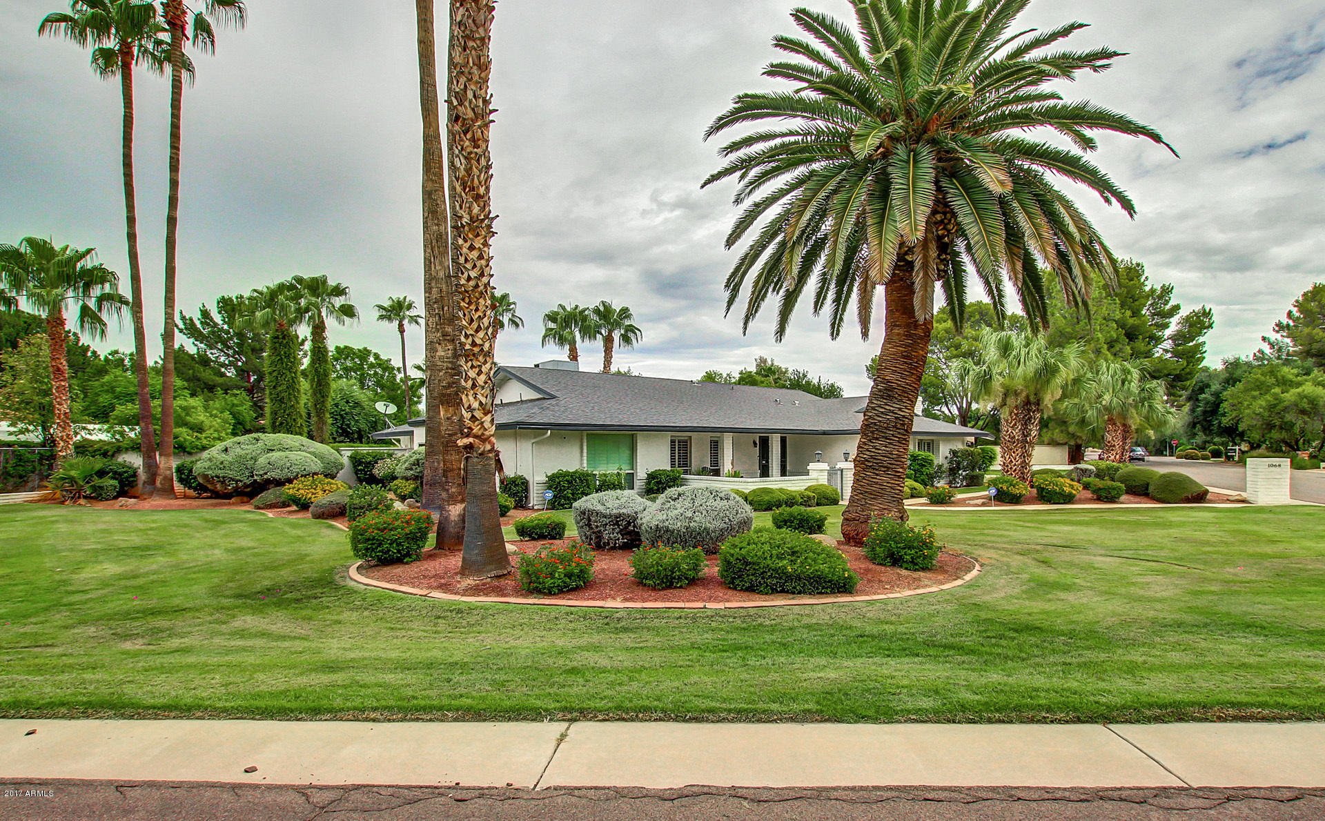 1068 East El Freda Road Tempe, AZ 85284 - Photo 112 of 124 0054-El Freda (4)