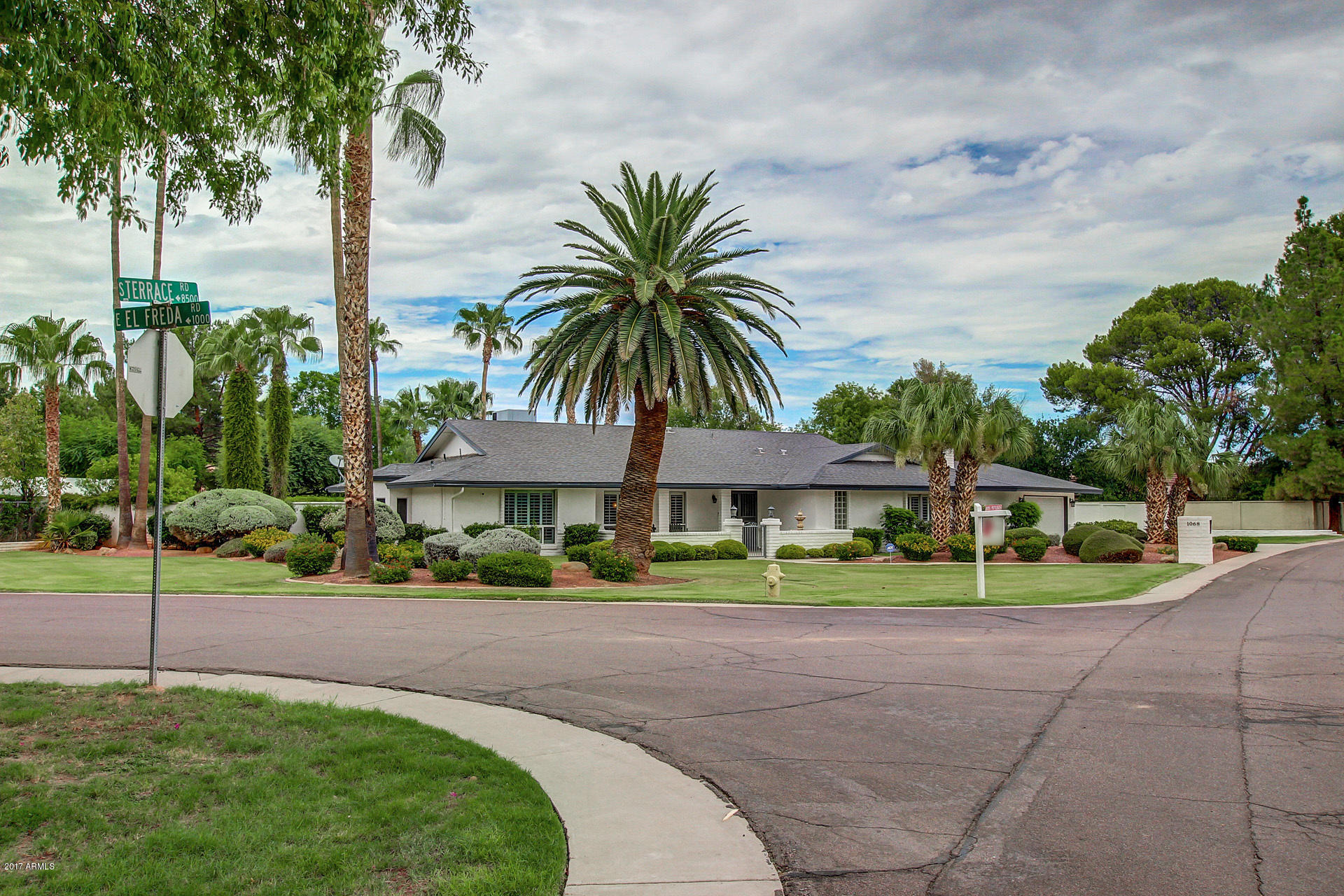 1068 East El Freda Road Tempe, AZ 85284 - Photo 120 of 124 0117-El Freda (67)