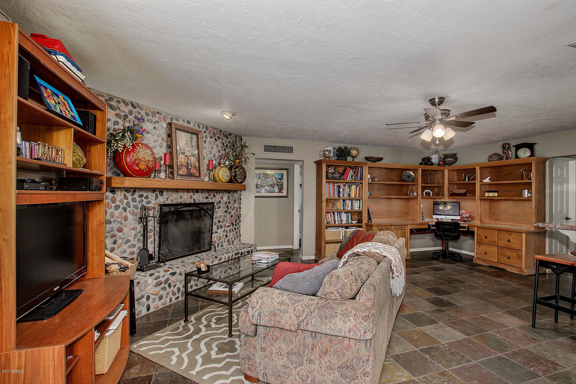 1068 East El Freda Road Tempe, AZ 85284 - Photo 19 of 124 0072-El Freda (22)