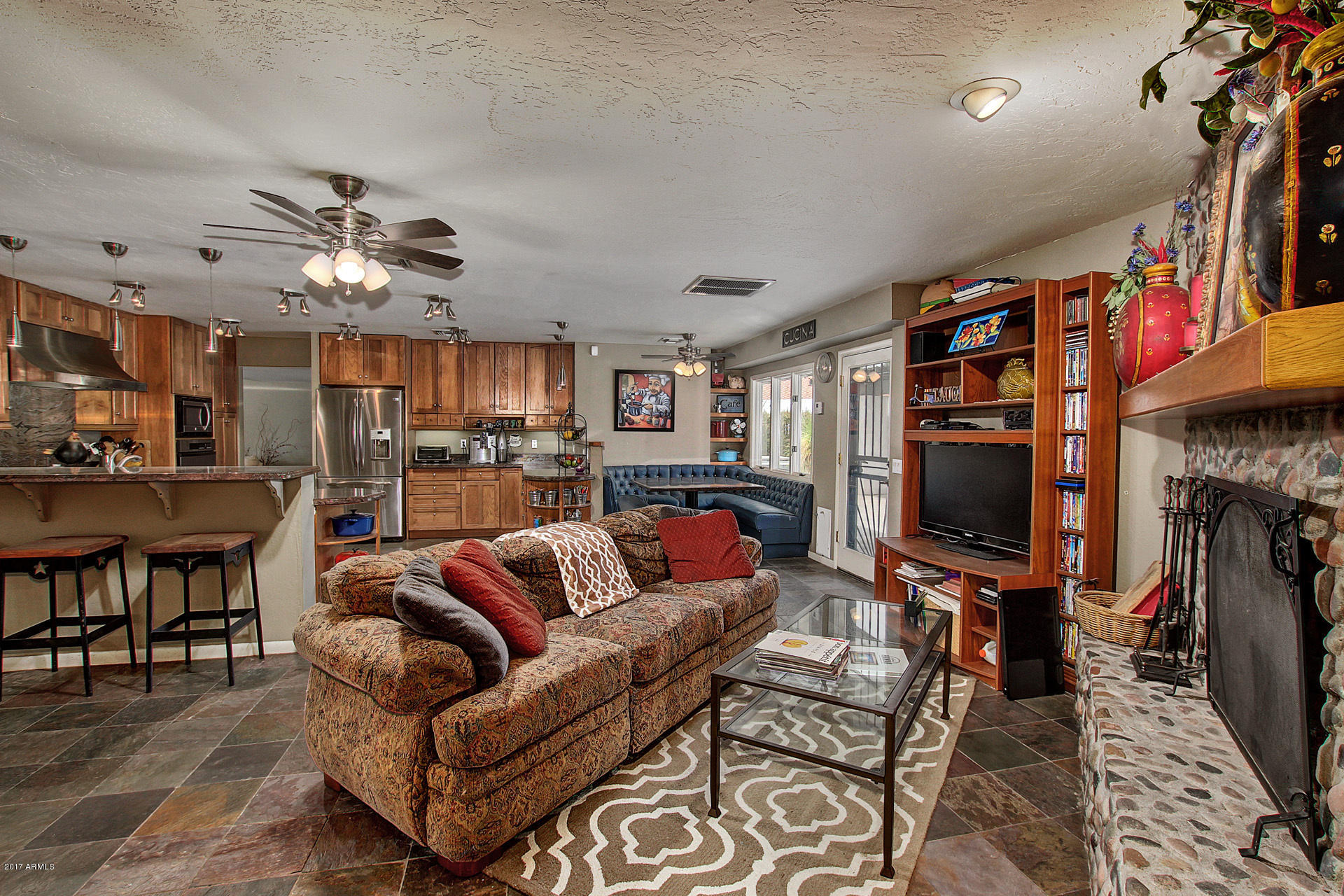 1068 East El Freda Road Tempe, AZ 85284 - Photo 21 of 124 0076-El Freda (25)