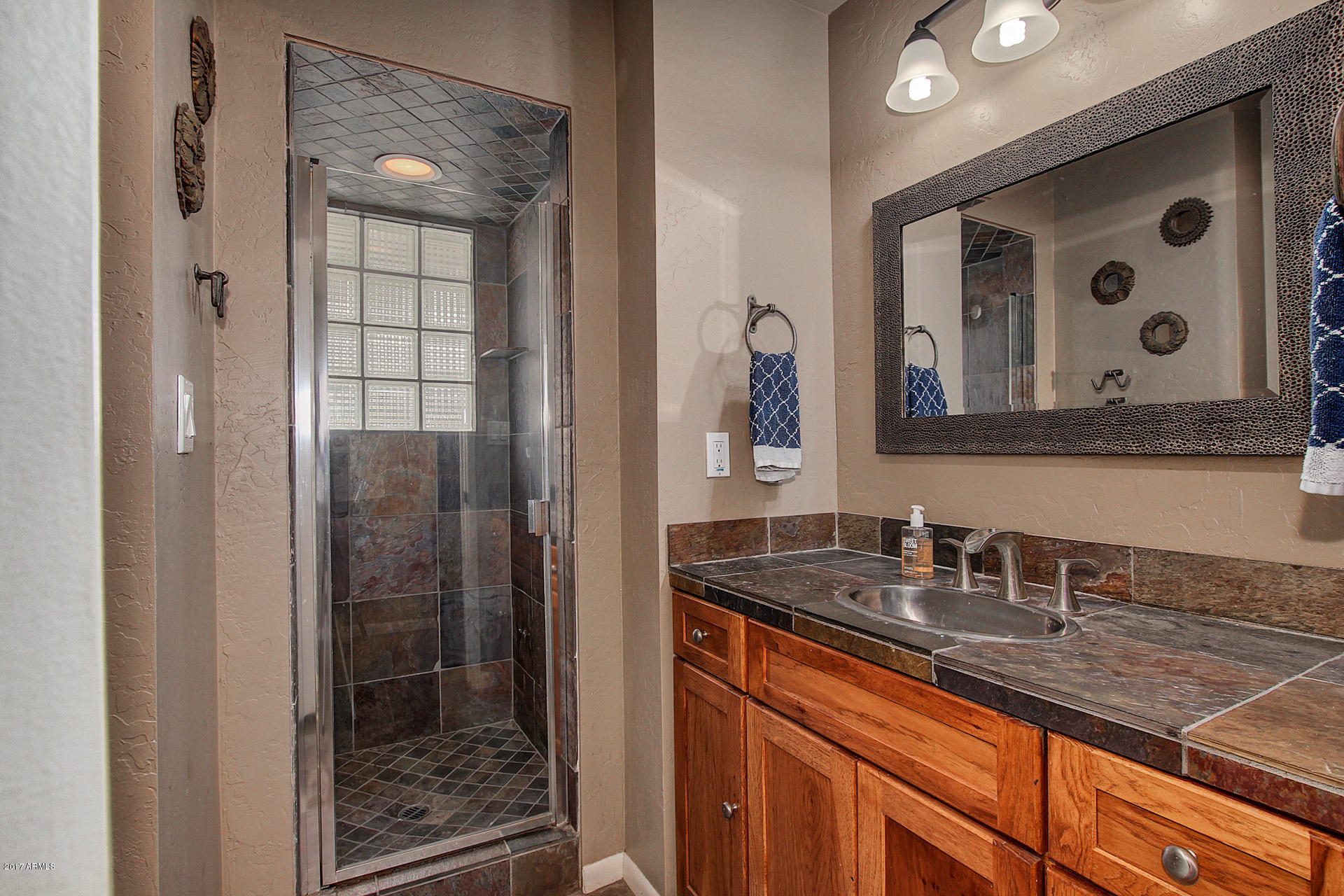 1068 East El Freda Road Tempe, AZ 85284 - Photo 26 of 124 0081-El Freda (31)