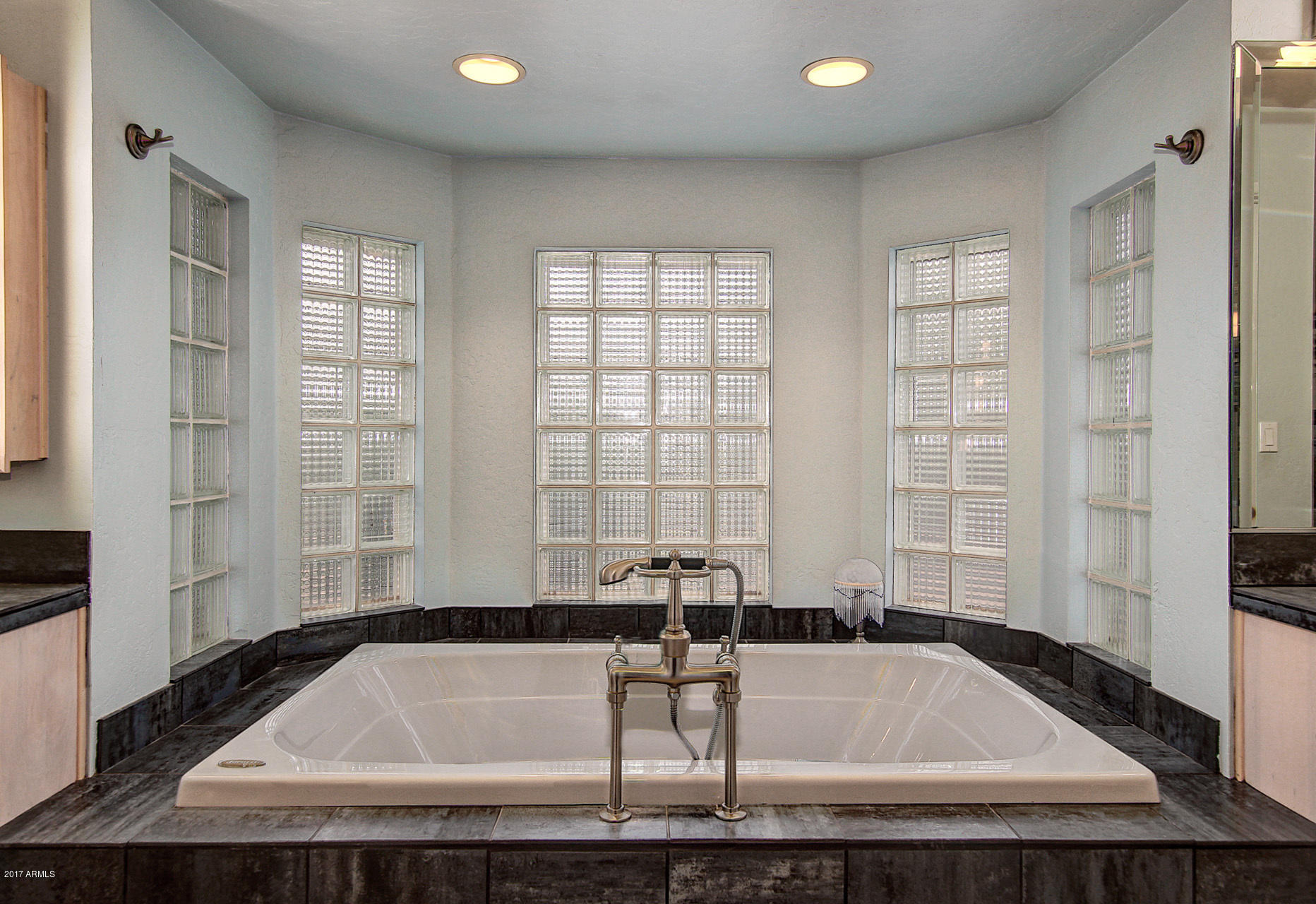 1068 East El Freda Road Tempe, AZ 85284 - Photo 39 of 124 0094-El Freda (44)