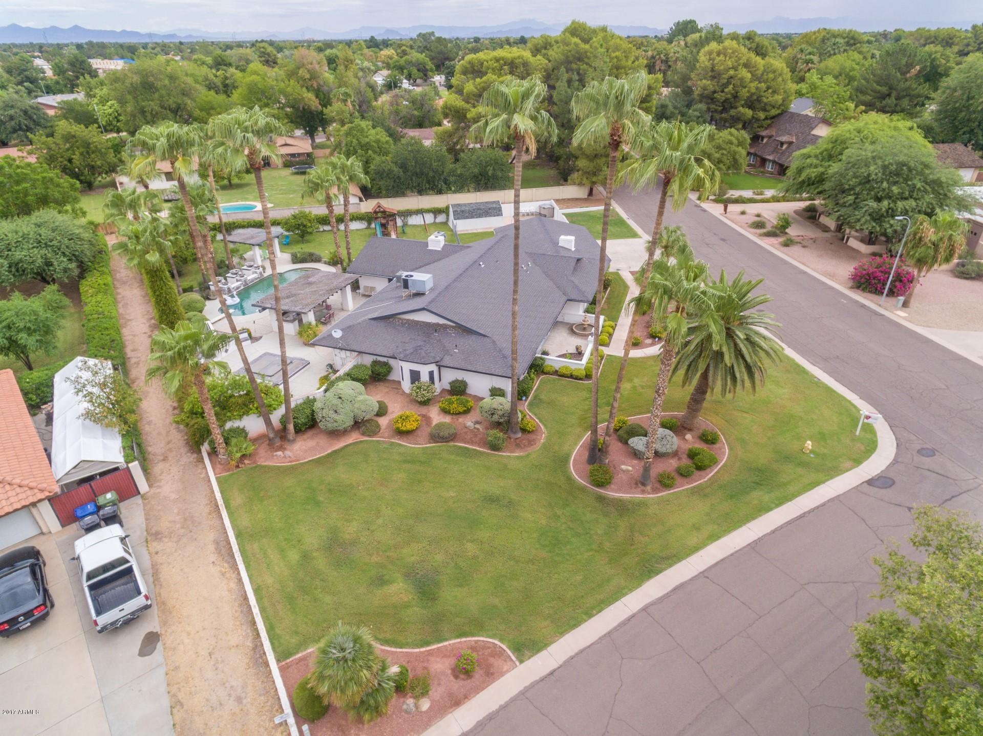1068 East El Freda Road Tempe, AZ 85284 - Photo 68 of 124 0009-El Freda (9)