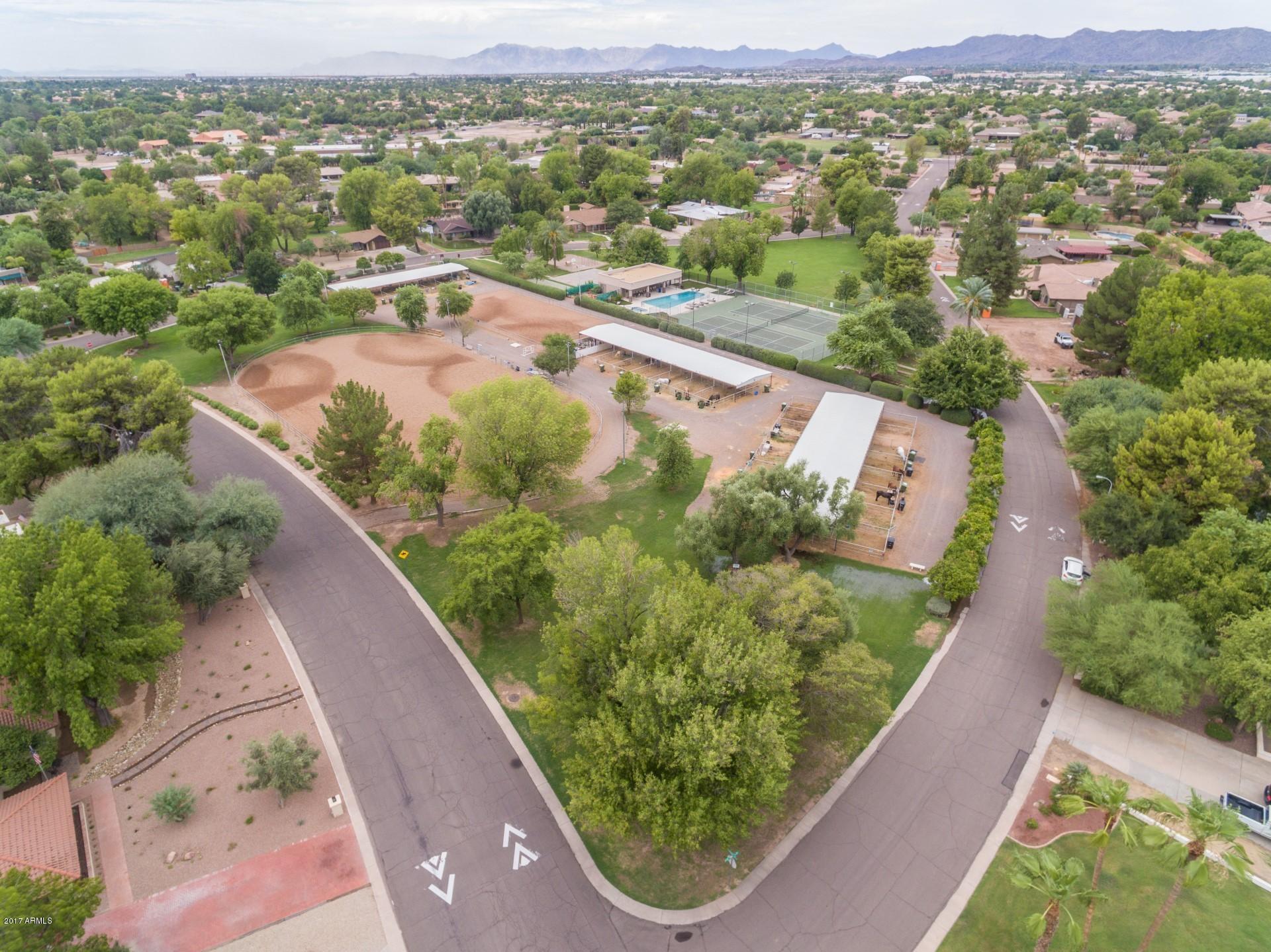 1068 East El Freda Road Tempe, AZ 85284 - Photo 92 of 124 0033-El Freda (33)