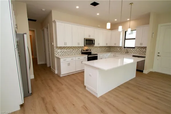 $2,495 | 5826 Jasper Way, Unit 101, Naples, FL 34112