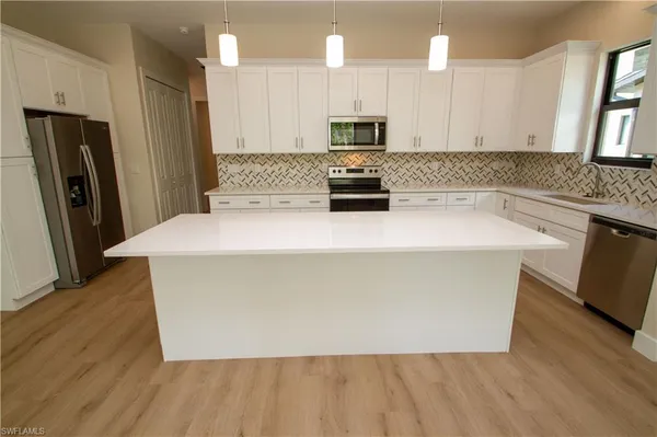 $2,495 | 5826 Jasper Way, Unit 101, Naples, FL 34112