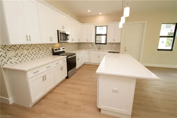 $2,495 | 5826 Jasper Way, Unit 101, Naples, FL 34112