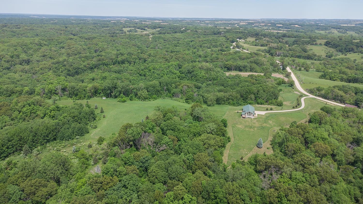 16168 Scenic Ridge Road Savanna, IL 61074 - Photo 8 of 58