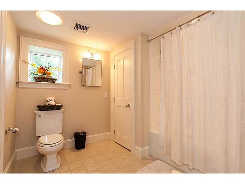 66 Great Road East Greenwich, RI 02818 - Photo 19 of 24 Bathroom.