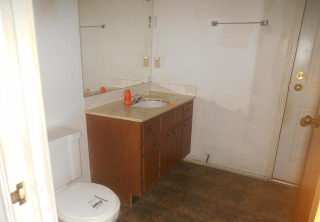 835 Enfield Road Columbus, OH 43209 - Photo 8 of 13