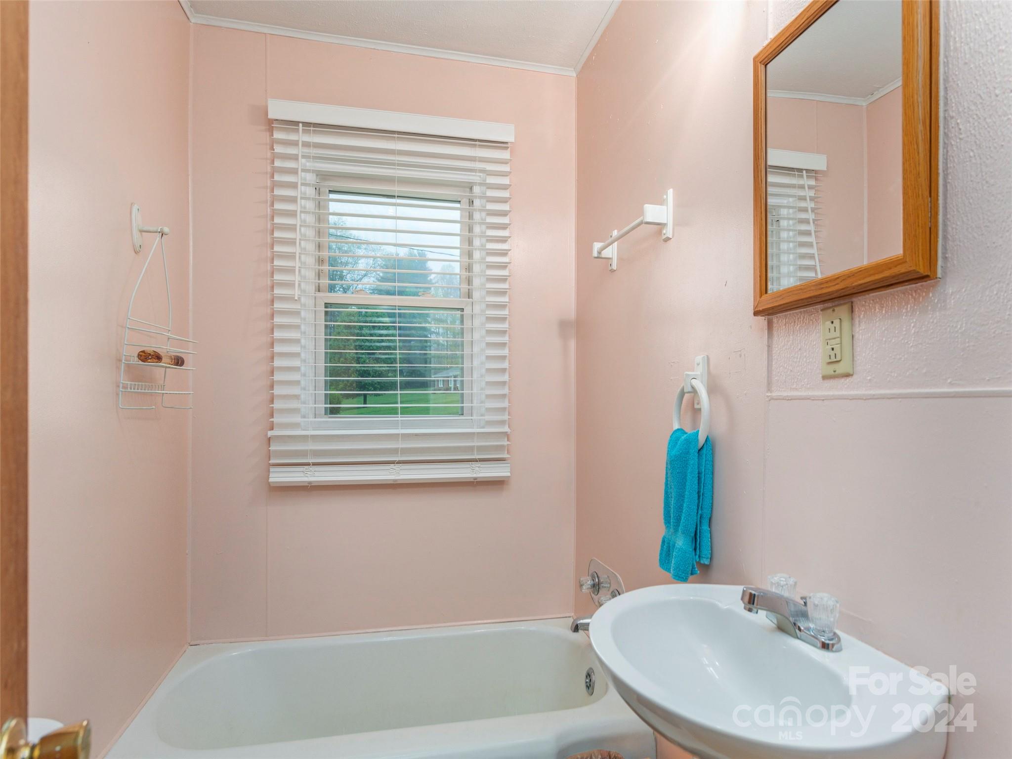341 Dale Road Spruce Pine, NC 28777 - Photo 12 of 18 Gallery Image 12