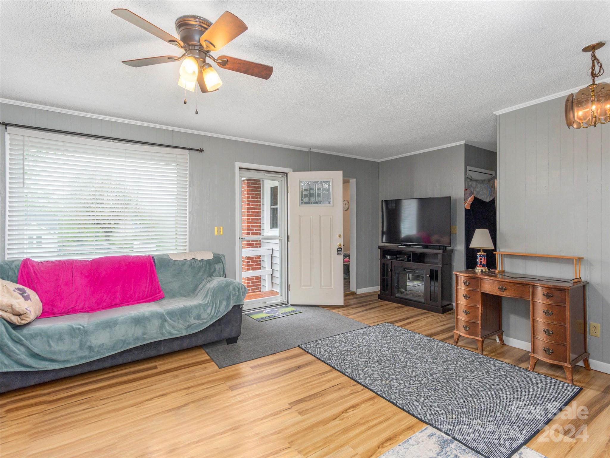 341 Dale Road Spruce Pine, NC 28777 - Photo 8 of 18 Gallery Image 8
