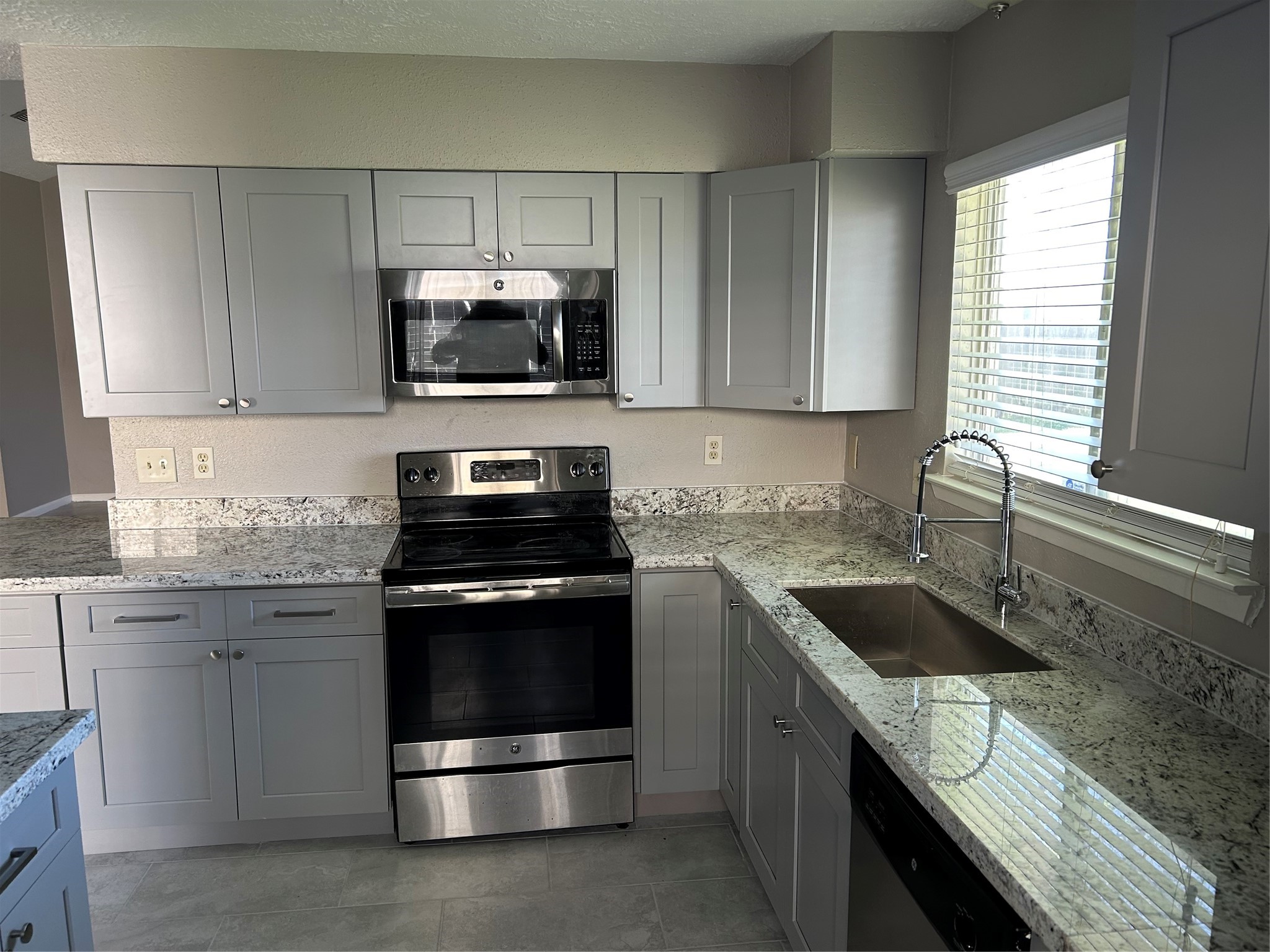 3306 Boxelder Drive Houston, TX 77082 - Photo 5 of 13