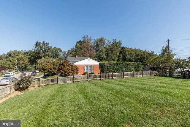 $3,000 | 228 Quaker Ridge Road, Lutherville-Timonium, MD 21093