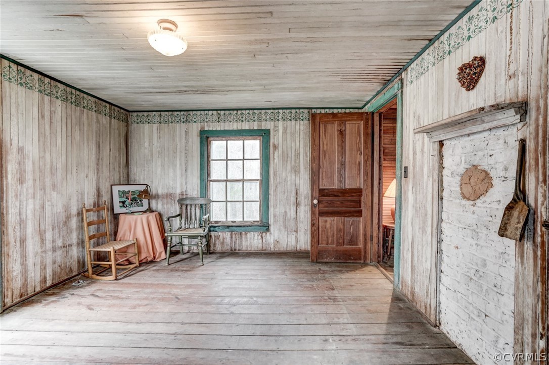4625 Walton Road Louisa, VA 23093 - Photo 44 of 50 a view of an empty room with a window