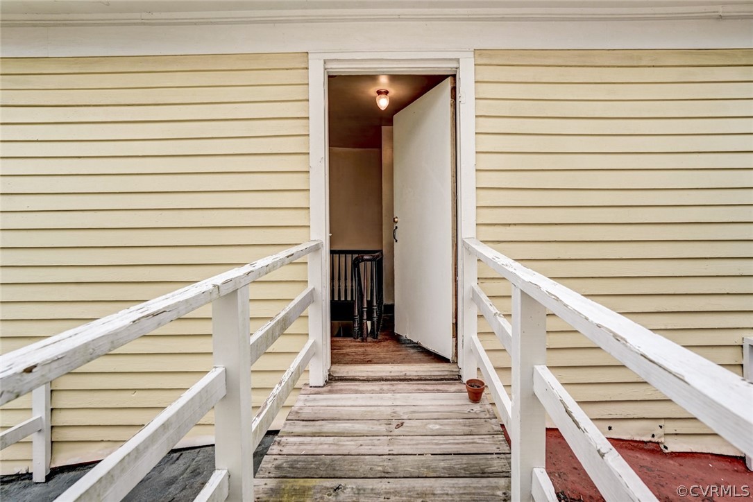 4625 Walton Road Louisa, VA 23093 - Photo 45 of 50 a view of entryway