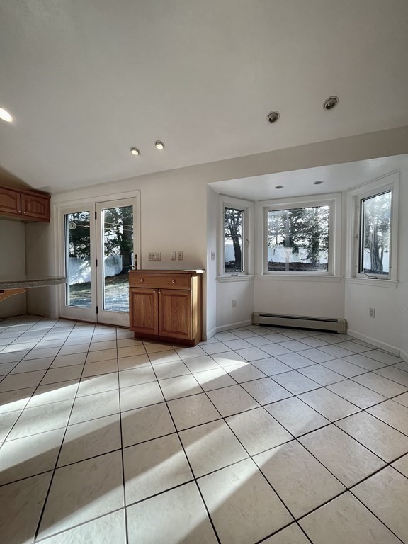 134 Ravenswood Road Waltham, MA 02453 - Photo 13 of 28 Gallery Image 13
