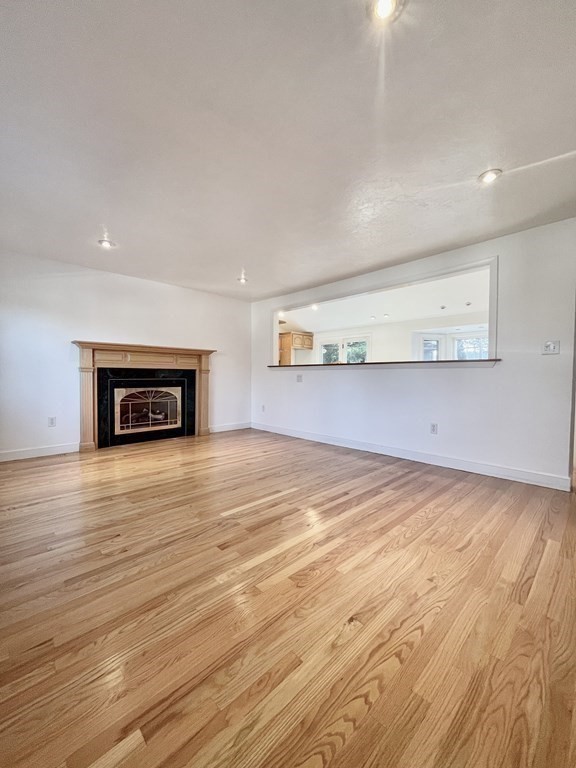 134 Ravenswood Road Waltham, MA 02453 - Photo 15 of 28 Gallery Image 15