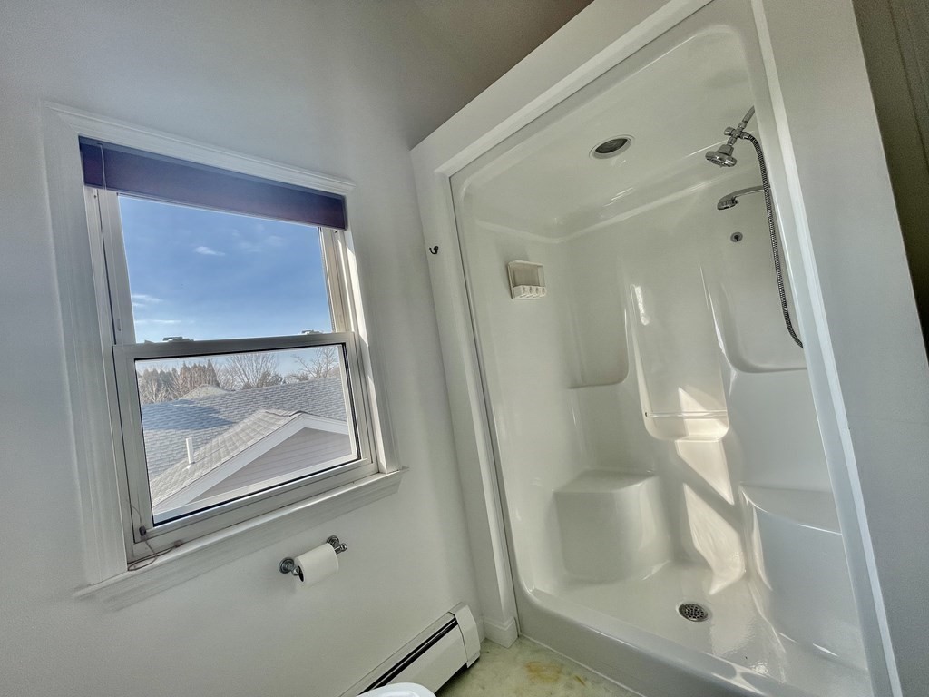 134 Ravenswood Road Waltham, MA 02453 - Photo 22 of 28 Gallery Image 22