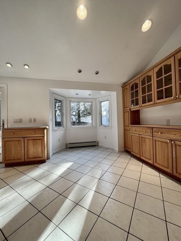 134 Ravenswood Road Waltham, MA 02453 - Photo 10 of 28 Gallery Image 10