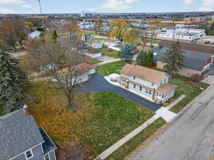 162 Park Street, Hampshire, IL 60140