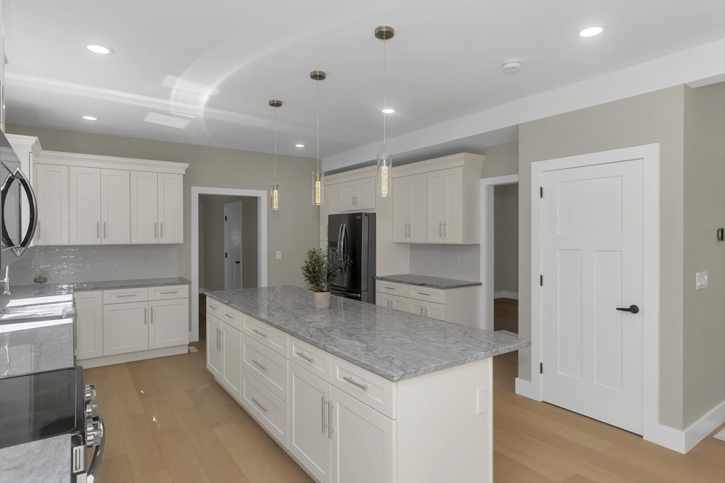 93 Sheep Pasture Road Southwick, MA 01077 - Photo 5 of 34
